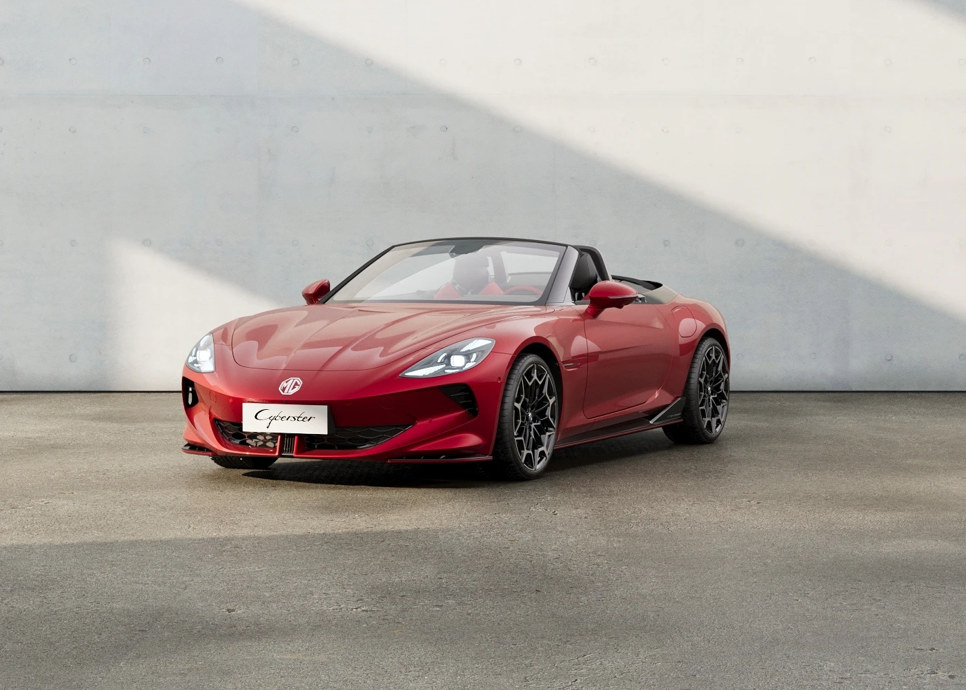 Cyberster 2WD Dynamic Red / Toit souple noir / Intérieur rouge & noir